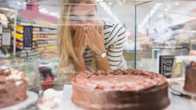Celebrating a New Year 5 Tasty Tips for Choosing the Best Birthday Cake